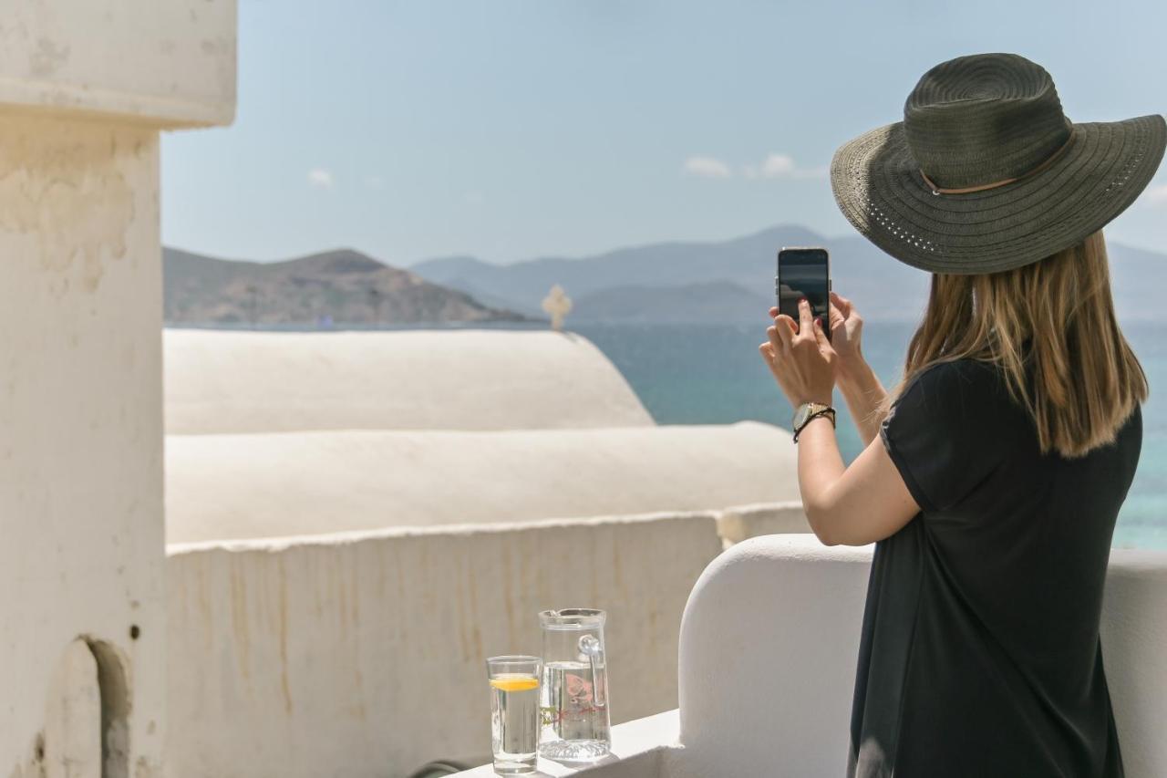 Flèria Seaview Suites Naxos City Extérieur photo