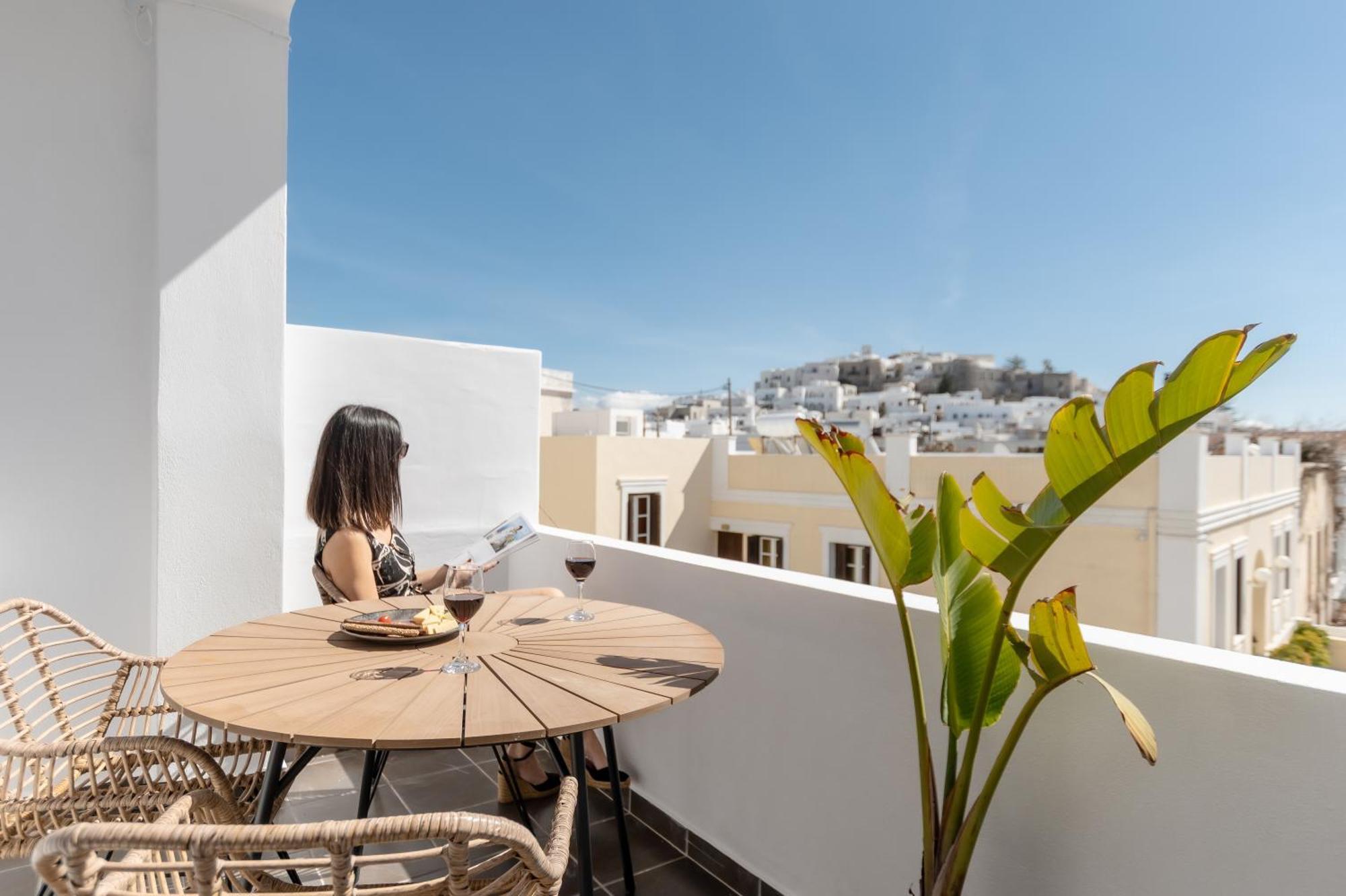 Flèria Seaview Suites Naxos City Extérieur photo