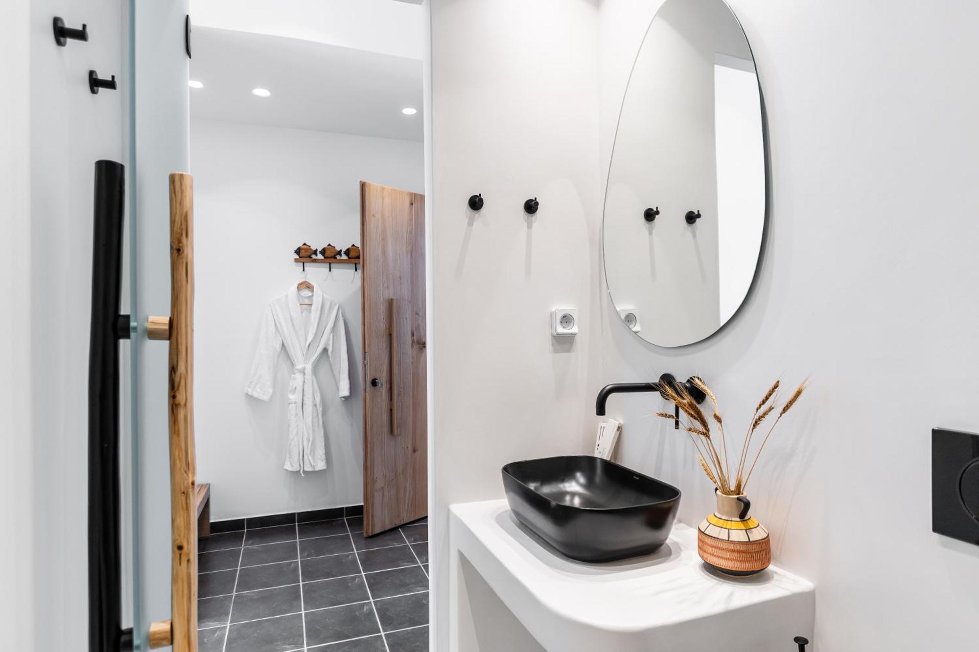 Flèria Seaview Suites Naxos City Extérieur photo